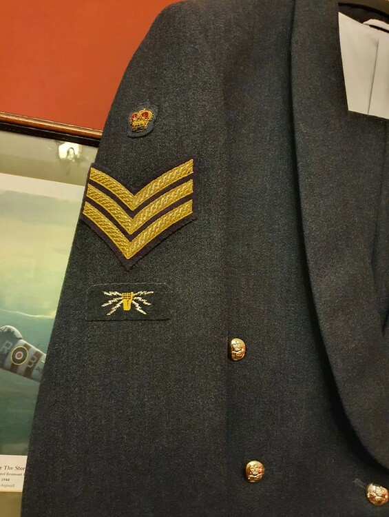 RAF SNCO No5 Male Sales and Wants Air Cadet Central
