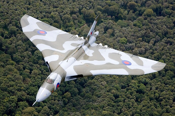 Vulcan XH558 - 1