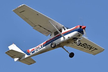 Cessna-F.152-‘G-BGNT’